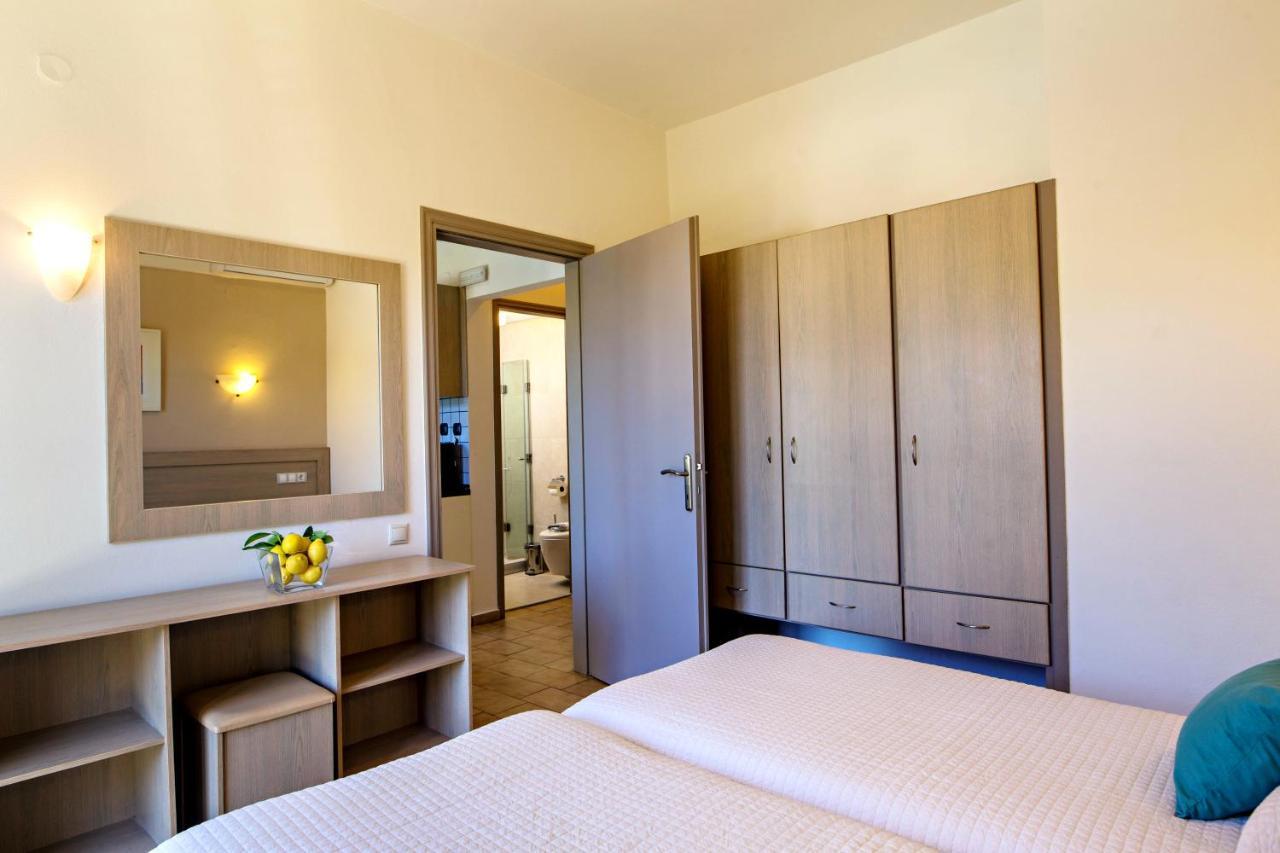 Lefka Apartments Parigoria Екстер'єр фото
