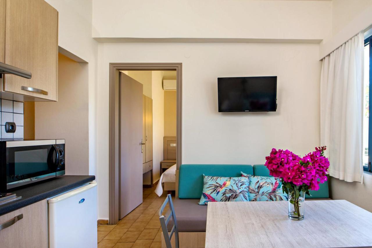 Lefka Apartments Parigoria Екстер'єр фото