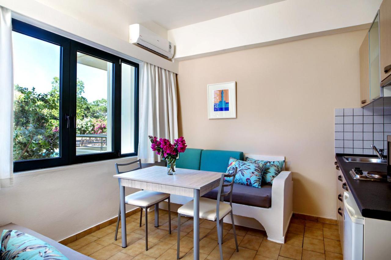 Lefka Apartments Parigoria Екстер'єр фото