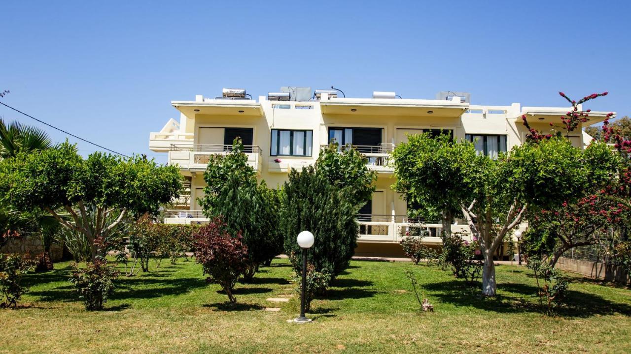 Lefka Apartments Parigoria Екстер'єр фото