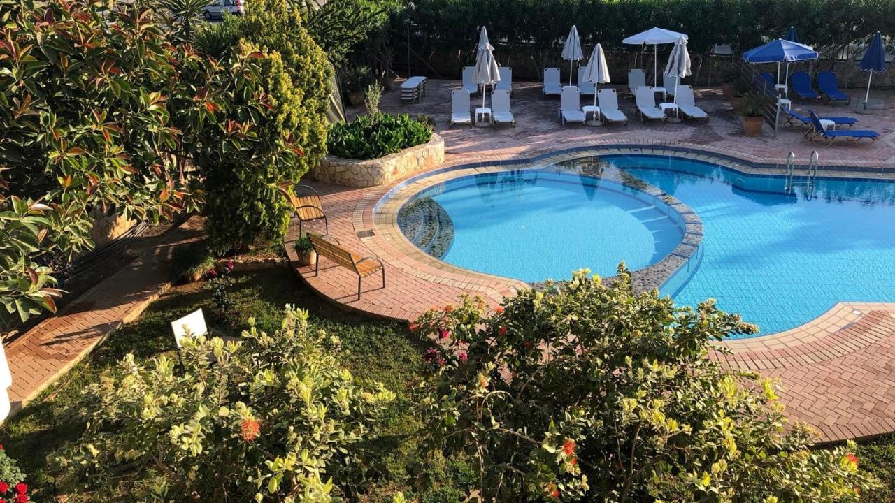 Lefka Apartments Parigoria Екстер'єр фото