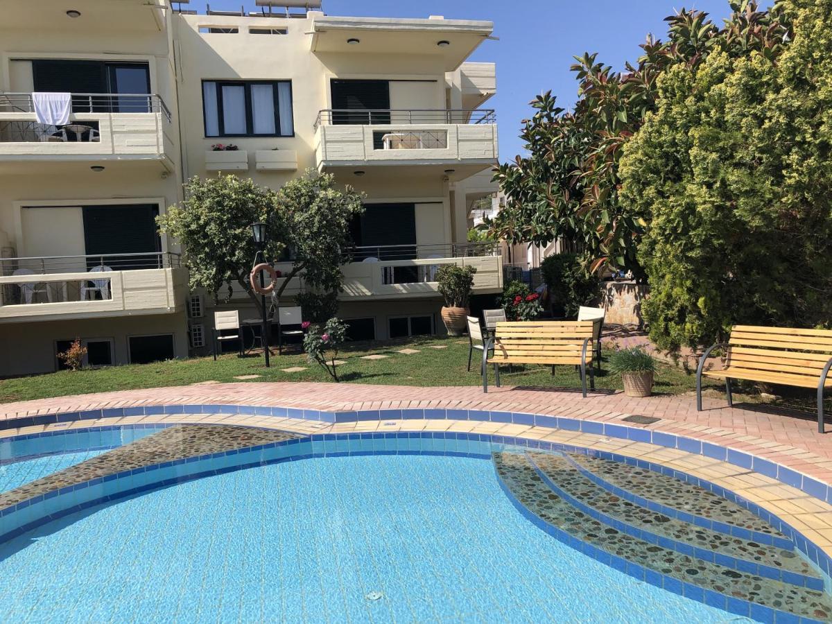 Lefka Apartments Parigoria Екстер'єр фото